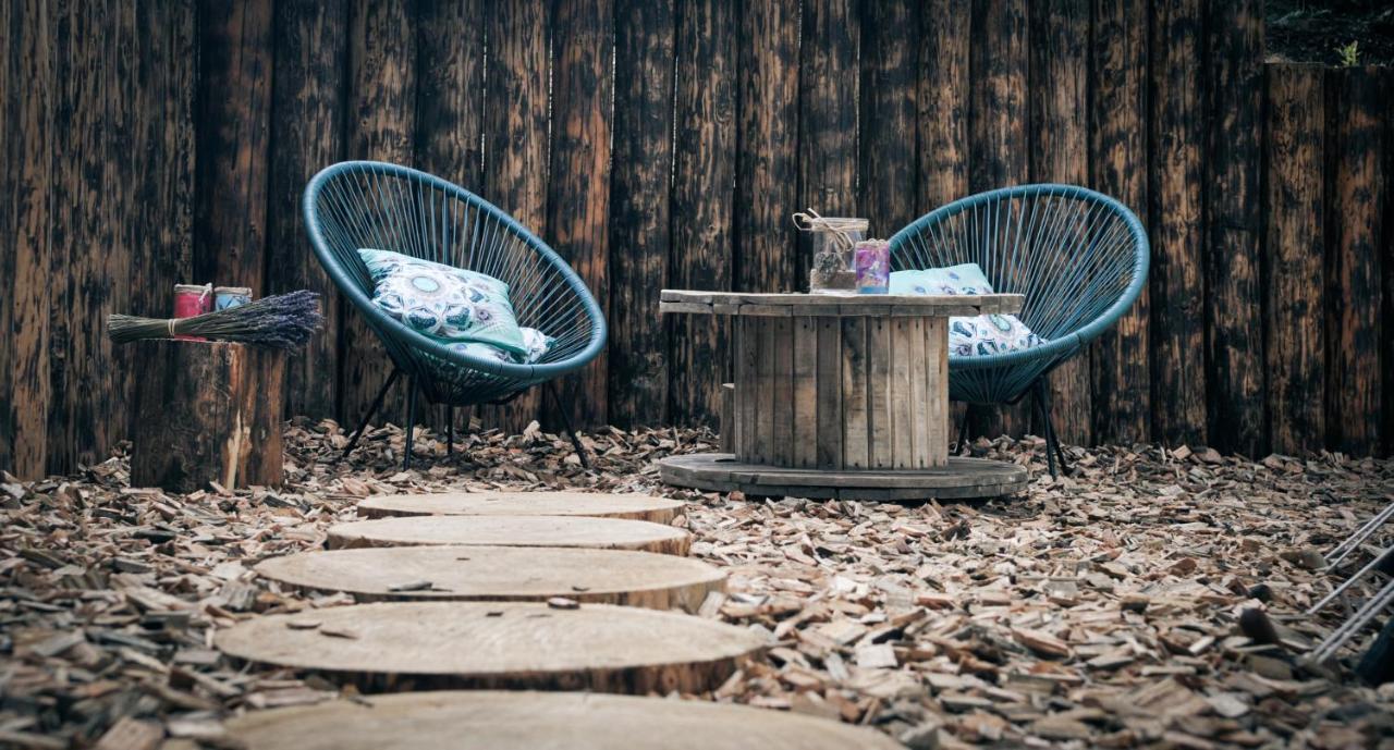 Unhošť Glamping Nad Meandry酒店 外观 照片