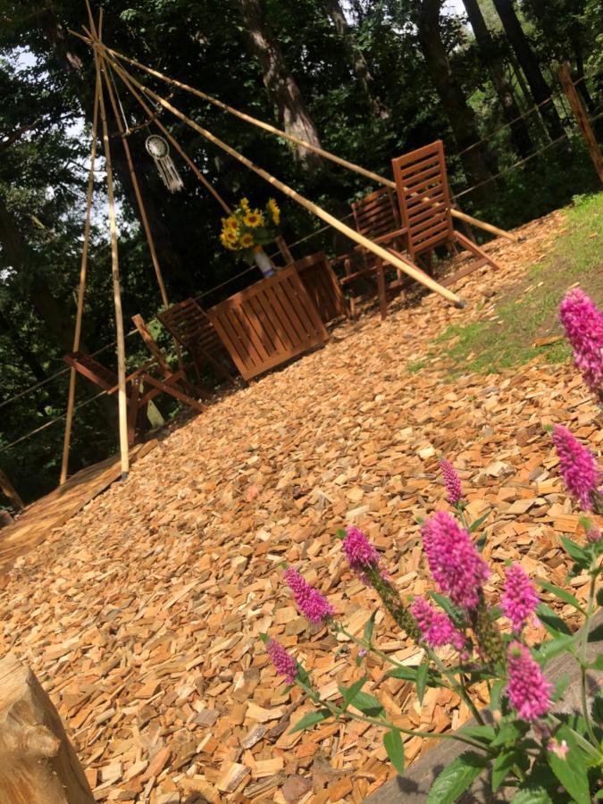 Unhošť Glamping Nad Meandry酒店 外观 照片